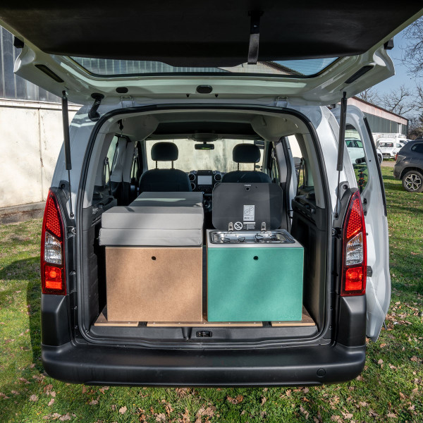 kleiner ausgebauter Van Mercedes Citan 2 Kleintransporter