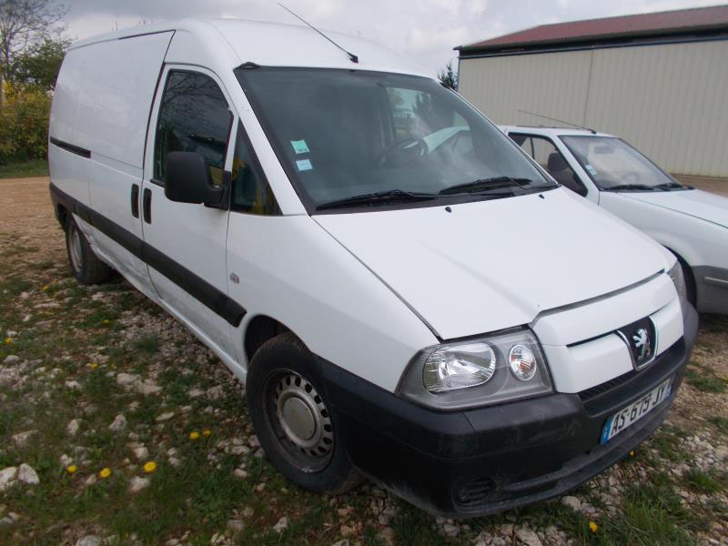 Peugeot Expert 1 Phase 2 mit ge&auml;ndertem Logo