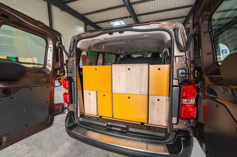 Ma&szlig;geschneiderter umgebauter Peugeot Van